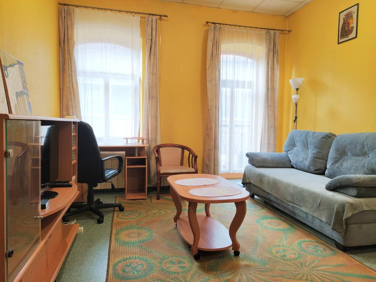 Like Home Apartments - 2 Rooms With Balcony Аеропорт Вільнюс Екстер'єр фото