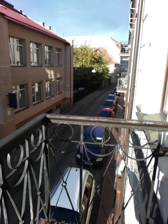Like Home Apartments - 2 Rooms With Balcony Аеропорт Вільнюс Екстер'єр фото